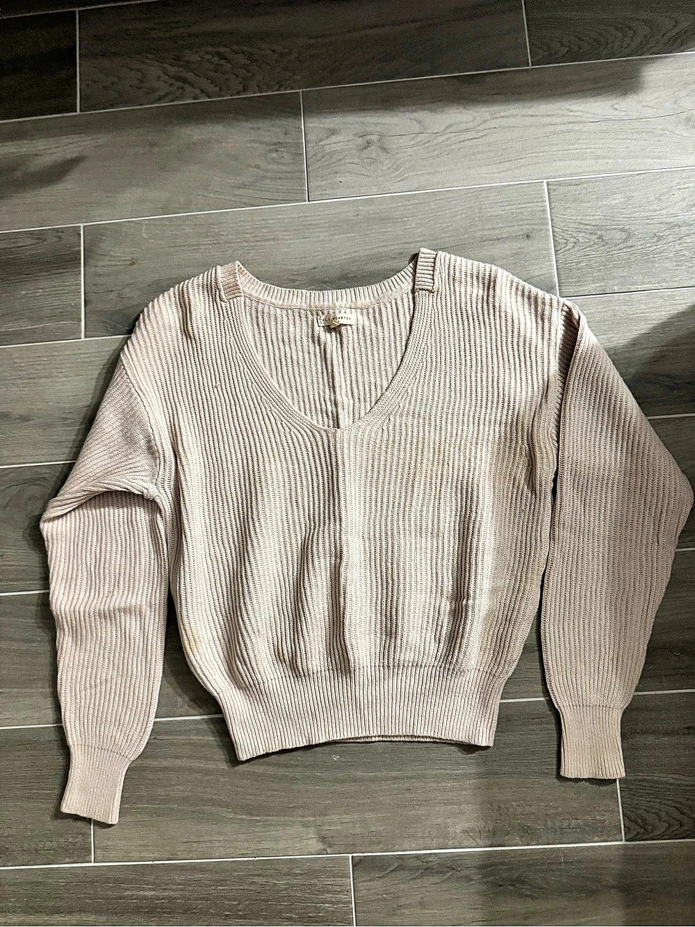 L.A. Hearts V-Neck Sweater in Pink Size Small Like New